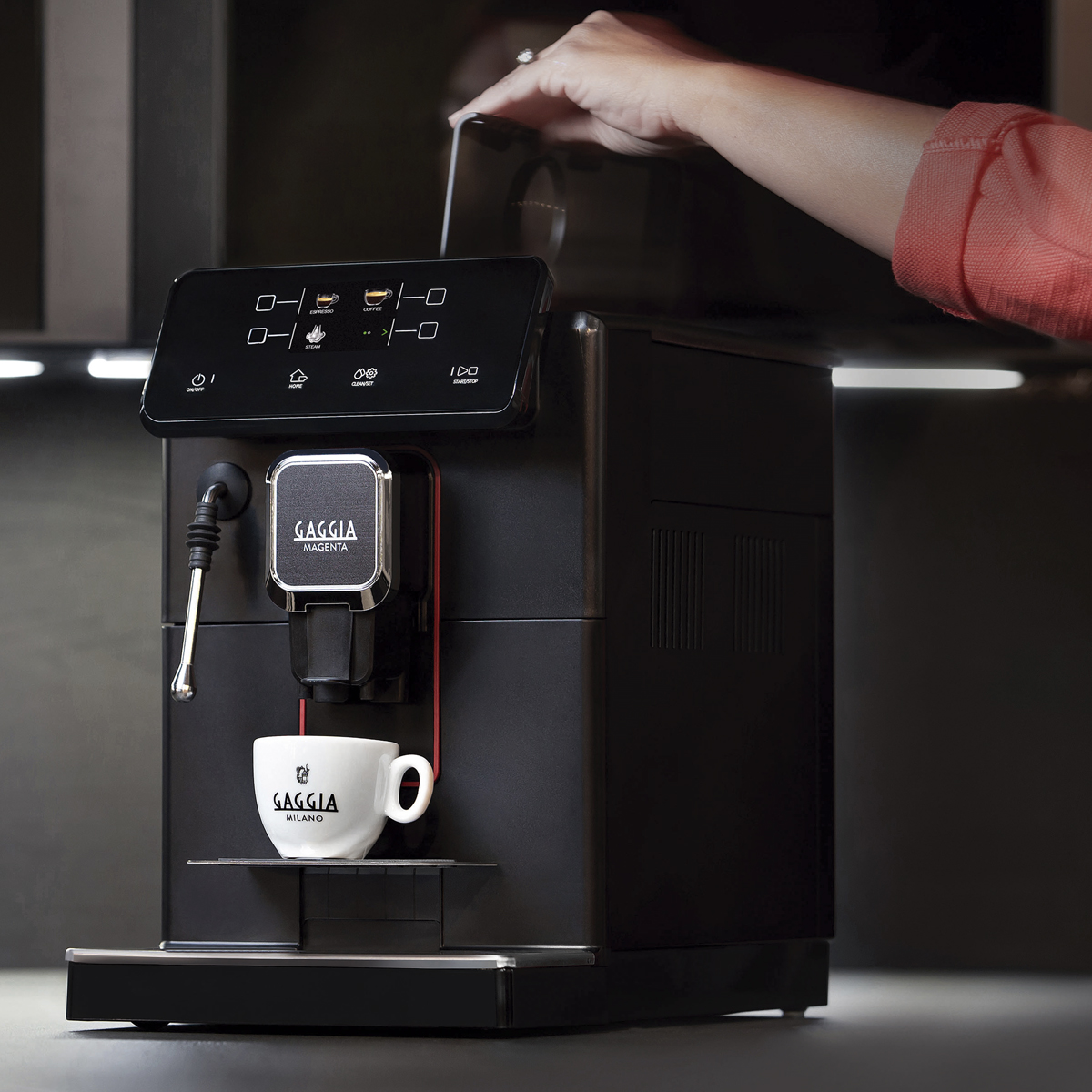 O coração da máquina, dosa a quantidade certa de café moído para todos os seus espressos.