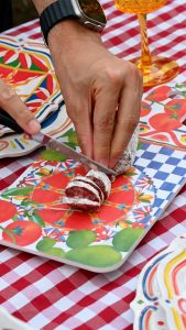 DOLCE VITA melamine medium cutting board