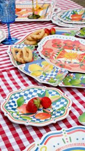 DOLCE VITA melamine table 3